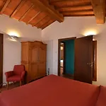 Resort Poggio Cennina