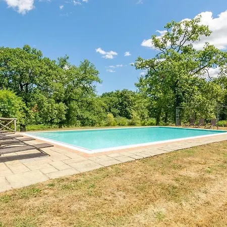 Resort Poggio Cennina